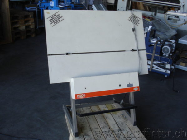 PERFORATRICE POUR PLAQUES OFFSET – Image 3