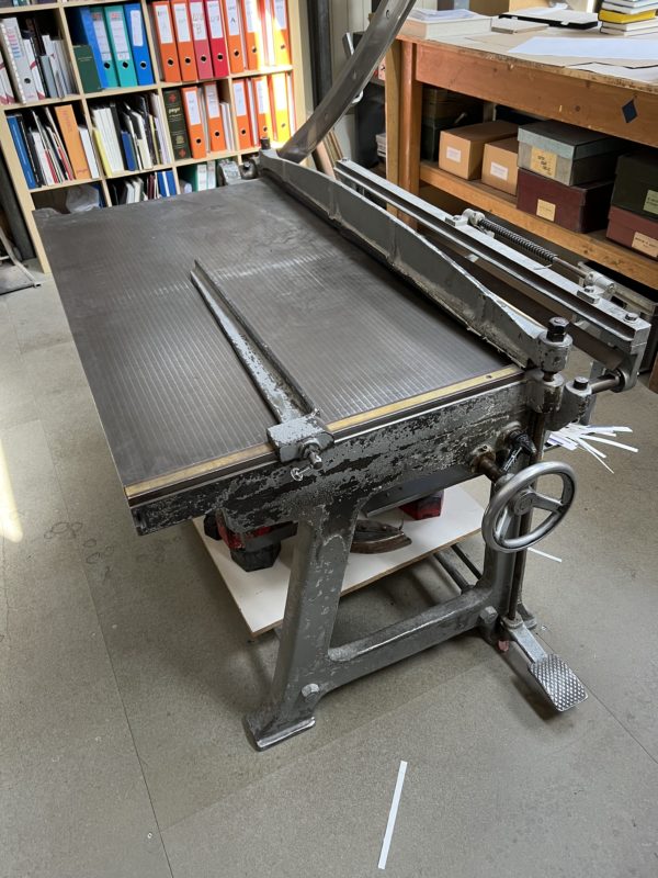 CISAILLE HUNKELER 10