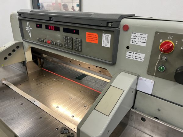 CUTTING MACHINE POLAR 92 EM